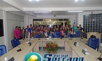 Alunos do ensino fundamental da Escola Castro Alves visitam a Câmara Alunos do ensino fundamental da Escola Castro Alves visitam a Câmara